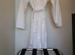 835 E Arenas Rd, Palm Springs, CA 92262