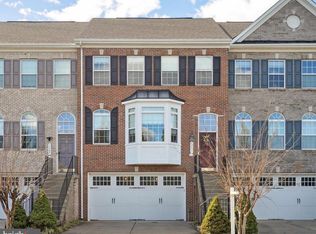 5891 Riverside Dr, Woodbridge, VA 22193
