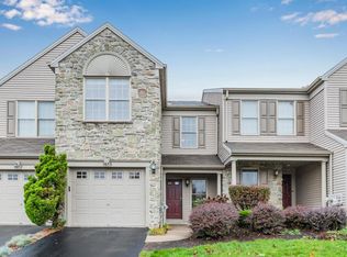 1975 Limestone Dr, Hummelstown, PA 17036