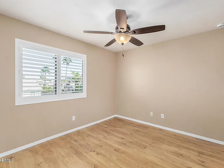 4334 E Anderson Dr — Photo 33