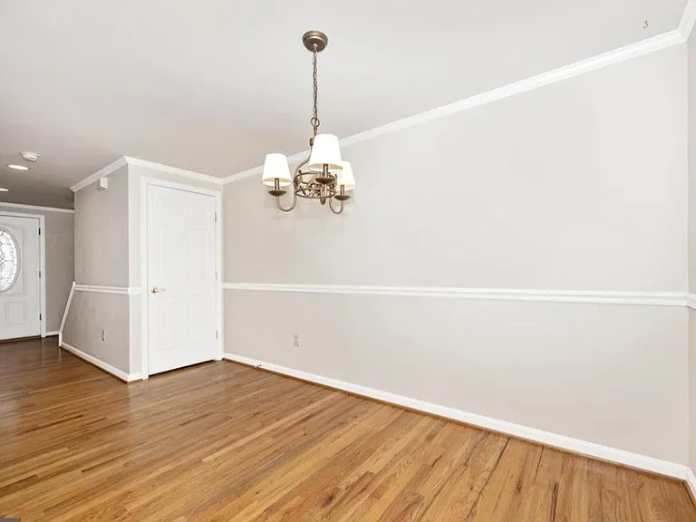 117 Valley View Ct — Photo 15