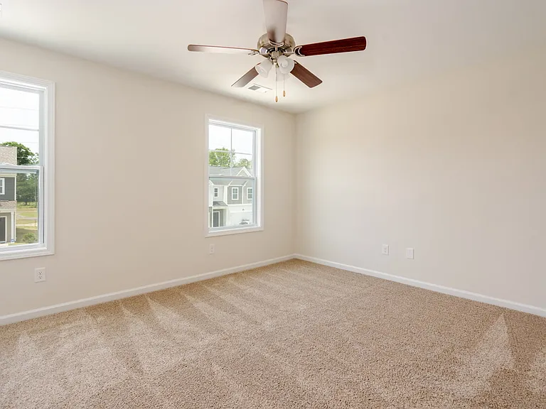 2960 Old Field Rd — Photo 18