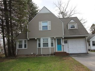 625 Lake Shore Blvd, Rochester, NY 14617