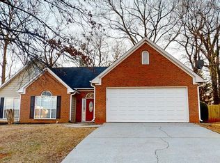 1434 Claredon Dr, Lawrenceville, GA 30043