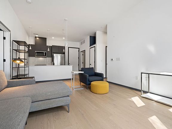 5th image of 600 Duke St #14