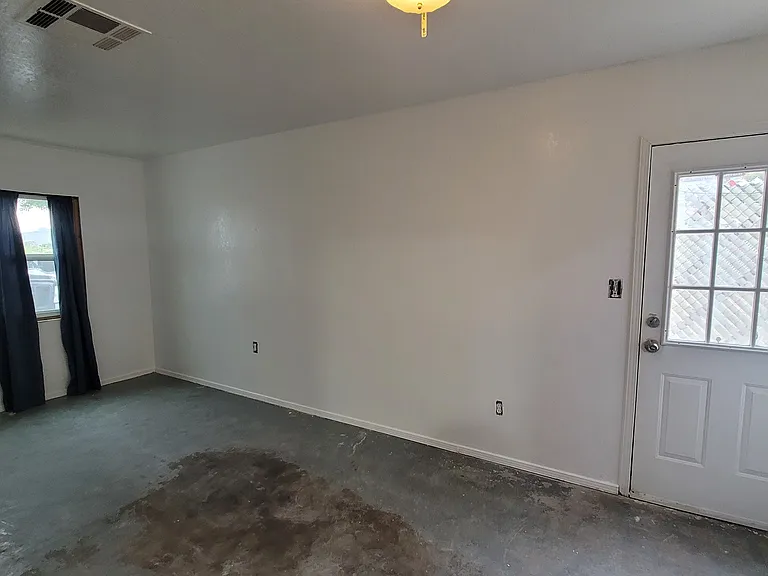2513 Louisville Ave — Photo 10