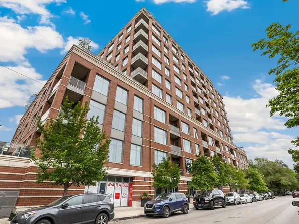 540 W Webster Ave APT 802, Chicago, IL 60614