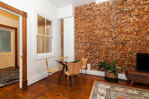 Rented by Ivey North LLC | media 3