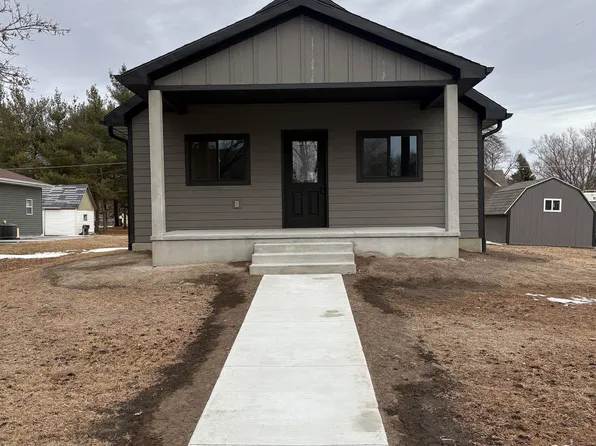 326 S Maple St, West Point, NE 68788