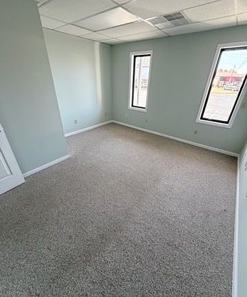 2nd image of 16208 Highland Dr