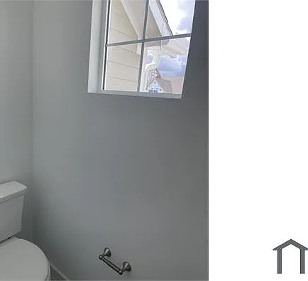 715 Tower Rd — Photo 17