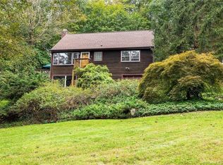 25 Split Level Rd, Ridgefield, CT 06877
