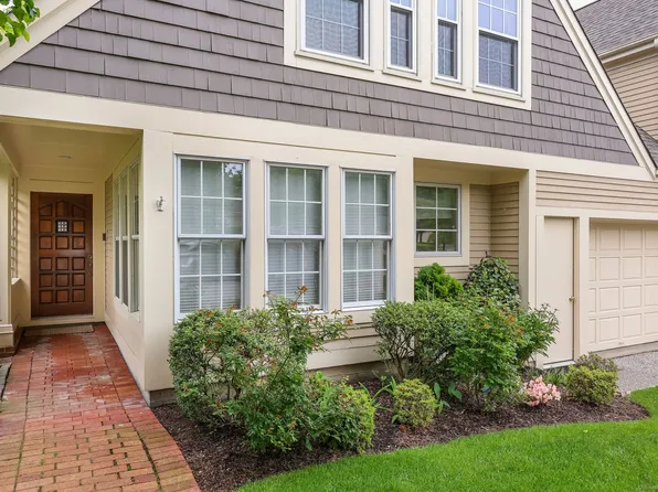 3 Darien Close, Darien, CT 06820