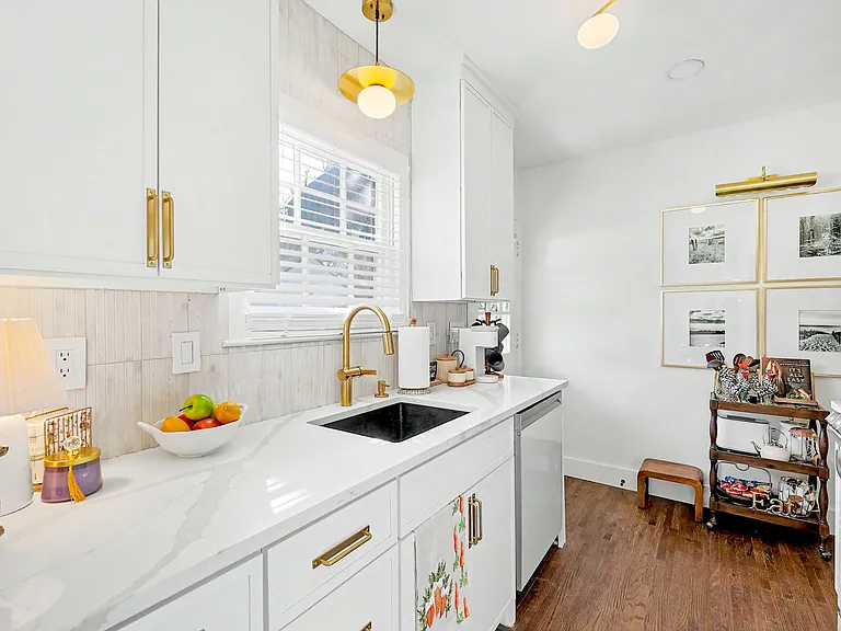 226 S Pinecrest St — Photo 28