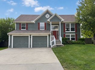 14064 Southern Rd, Grandview, MO 64030