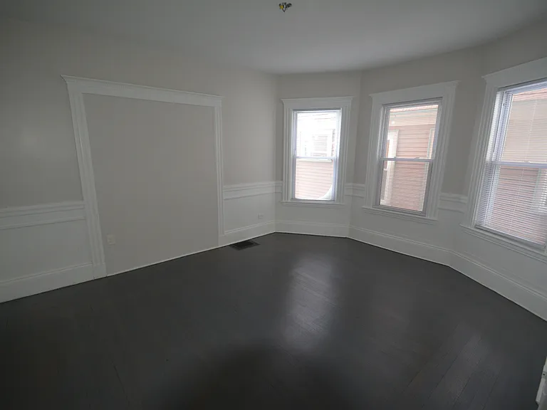 31 Claybourne St #1 — Photo 42