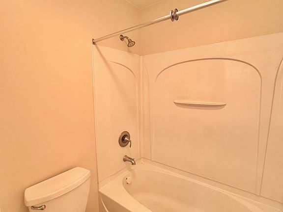 5th image of 3410 E 42nd Ave Unit 3