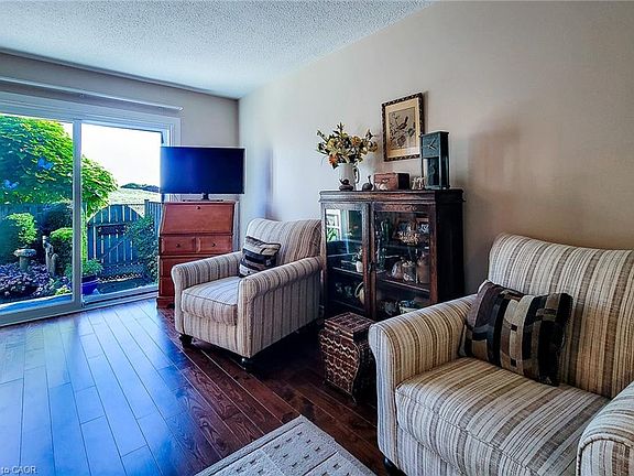 5th image of 1115 Paramount Dr #88