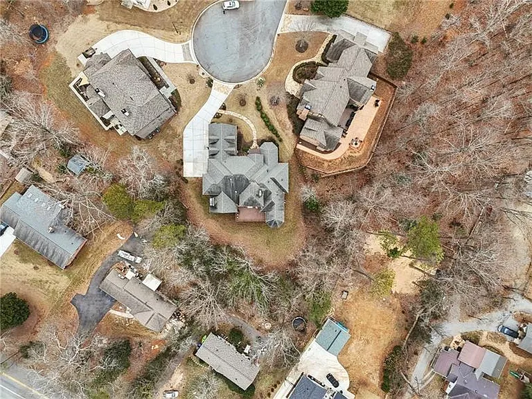 343 Summer Garden Dr — Photo 96