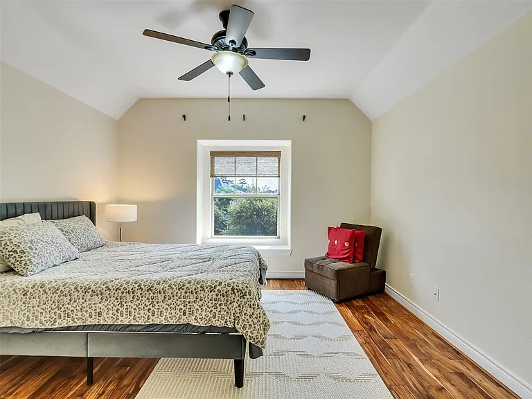 5227 Preserve Park Dr — Photo 33
