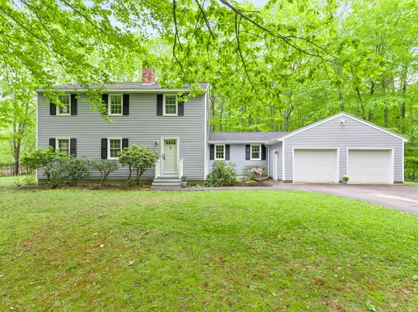 40 Tall Timbers Drive, Berwick, ME 03901