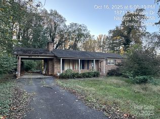 1871 Crestview Dr, Newton, NC 28658