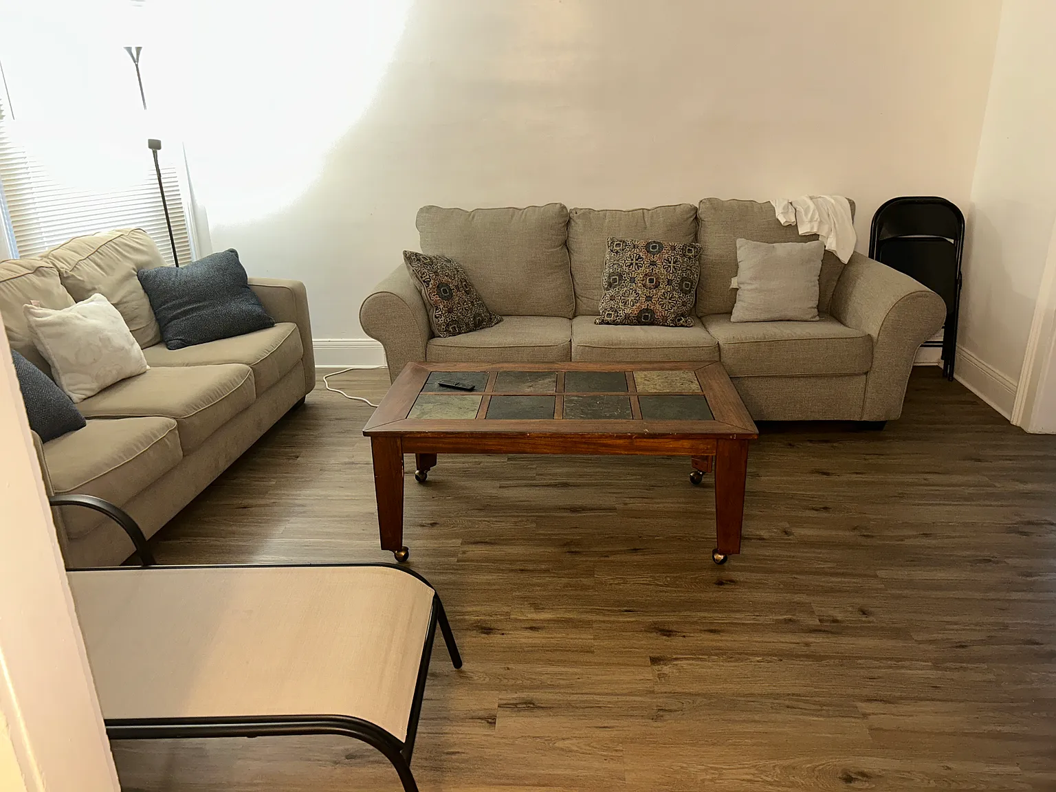 3 bed, 820 sqft, $1,500 — Photo 1