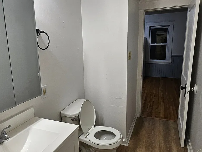 15 View St #2 — Photo 15