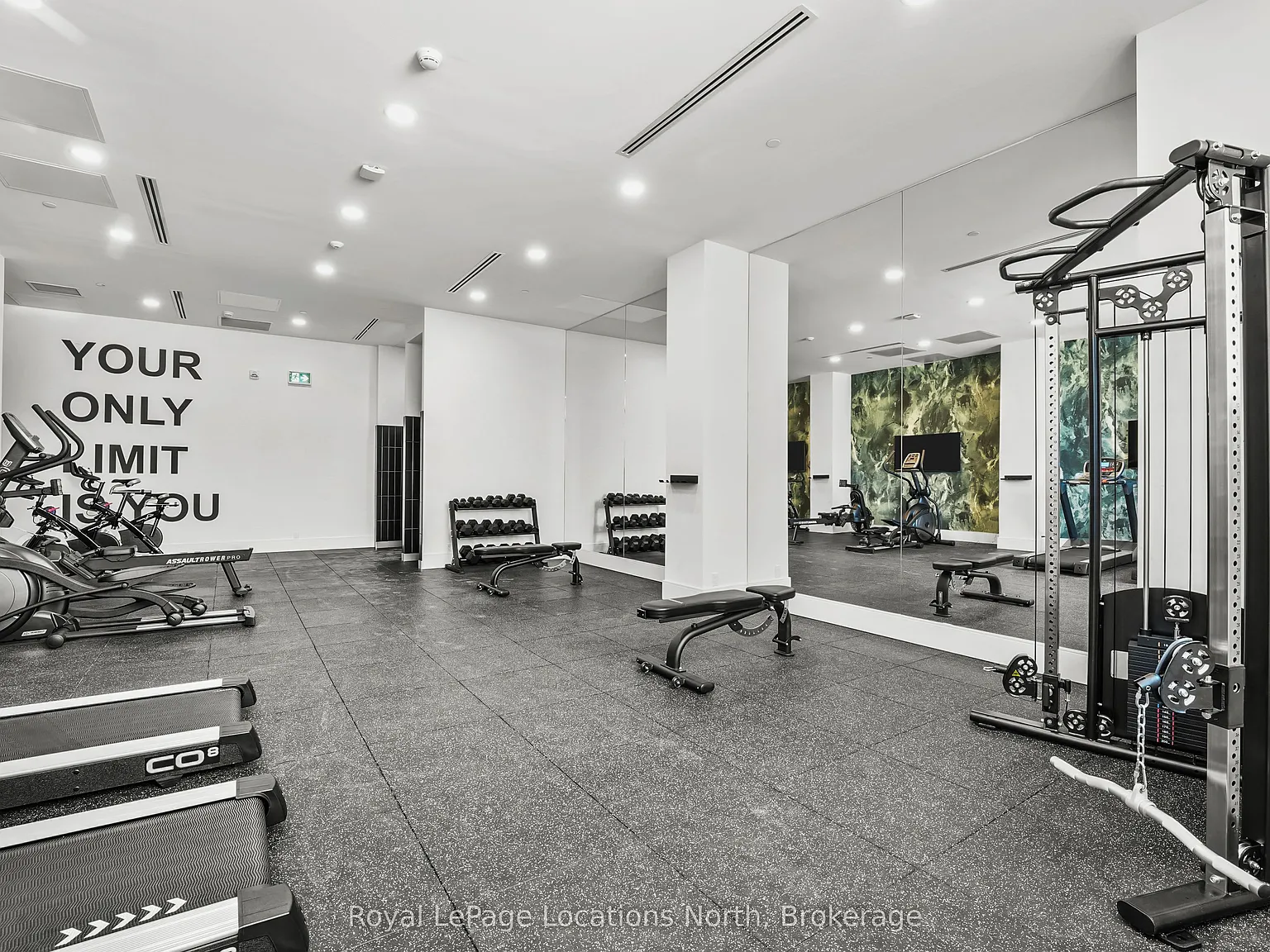 2 bed, $2,600 — Photo 4