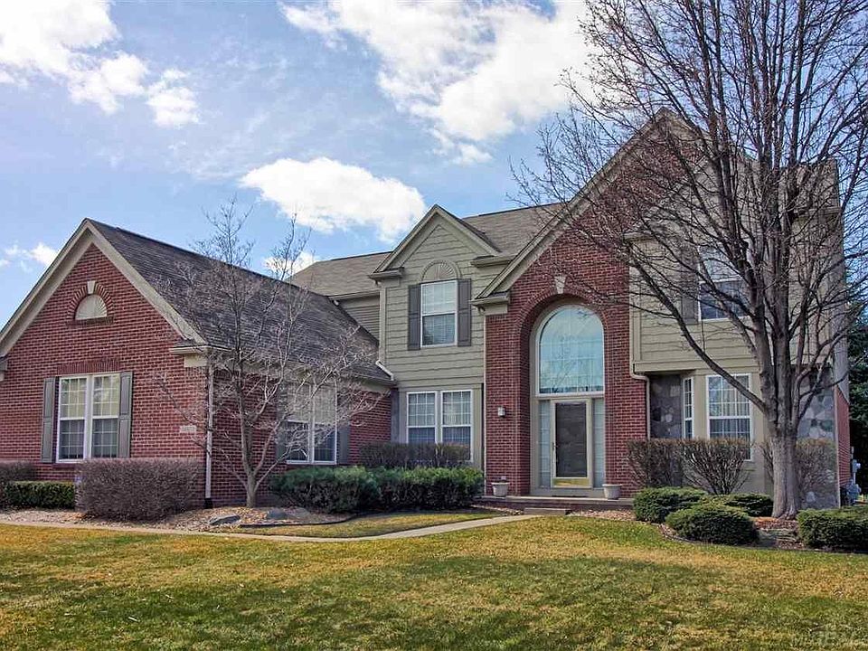 1st image of 34673 Fontana Dr