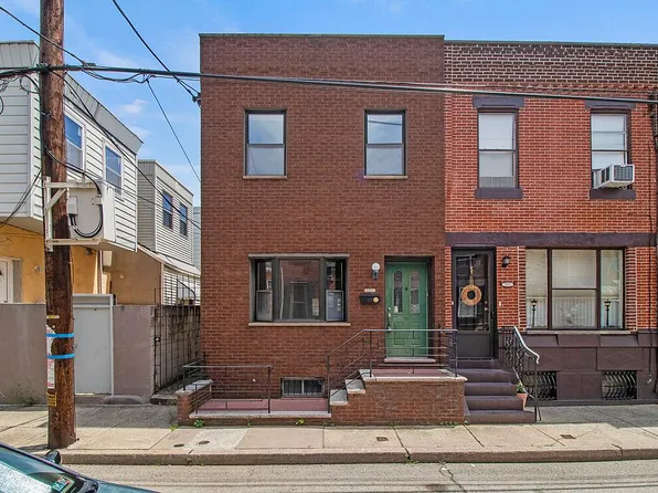 2209 S Carlisle St, Philadelphia, PA 19145