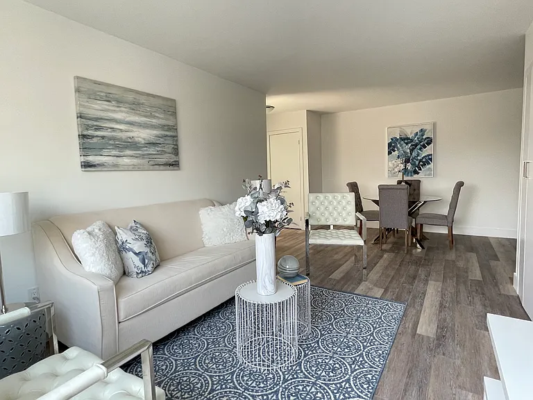 1477 Birchmount Rd — Photo 4