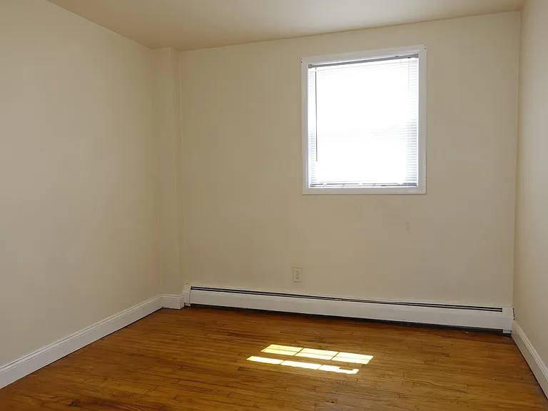 423 Avenue C #102 — Photo 7