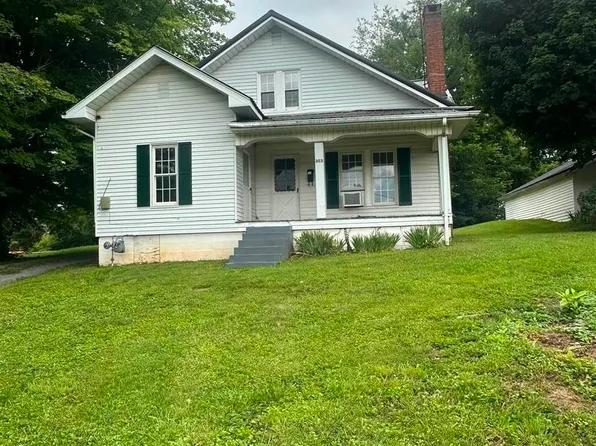 303 S Main St, Tompkinsville, KY 42167