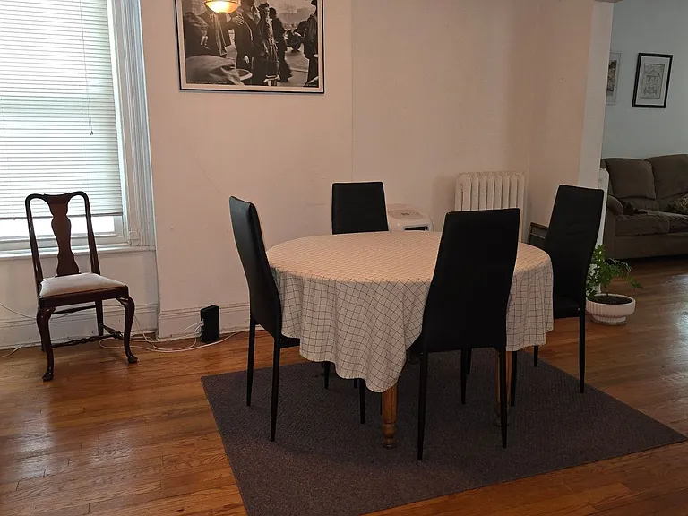 706 Madison Ave — Photo 3