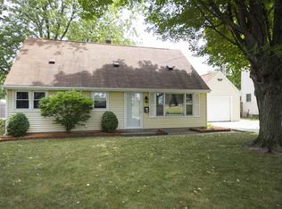 901 Koehlinger Dr, New Haven, IN 46774