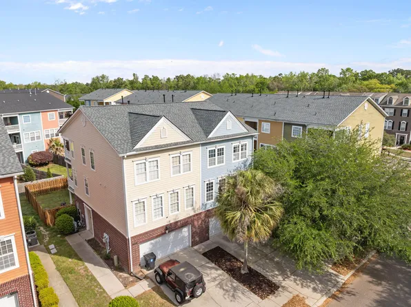 9102 Parlor Dr, Ladson, SC 29456