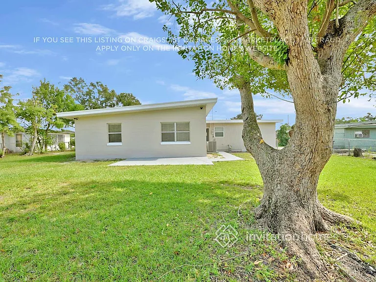 2412 Martinwood Dr — Photo 16