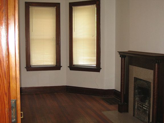 4th image of 2125 W Clifton Ave #1