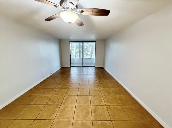 1810 N Lauderdale Ave APT 2312, Pompano Beach, FL 33068