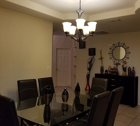 5th image of 2611 Lincoln Ave