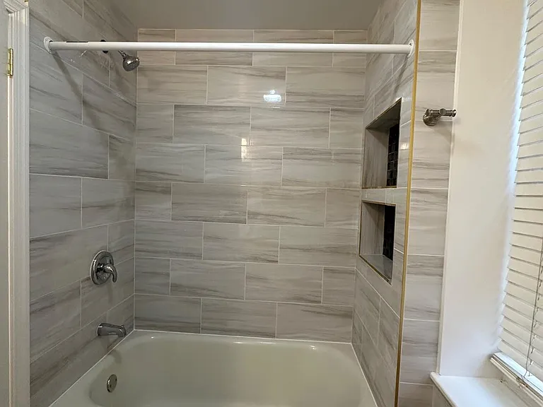 5030 Hazel Ave #2F — Photo 8