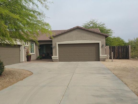 3rd image of 7817 E Laurel Cir