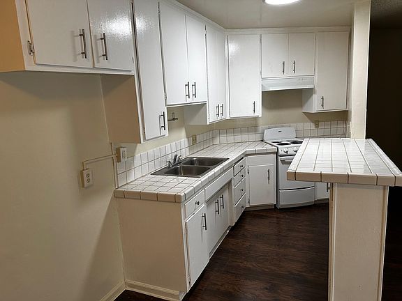 2nd image of 7820 Baird Ave APT 1