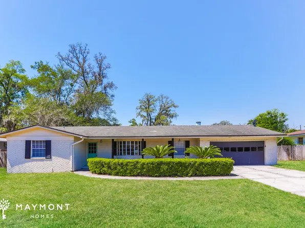 2742 Holly Ridge Dr, Orange Park, FL 32073