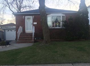 22 Pacific Ave, Staten Island, NY