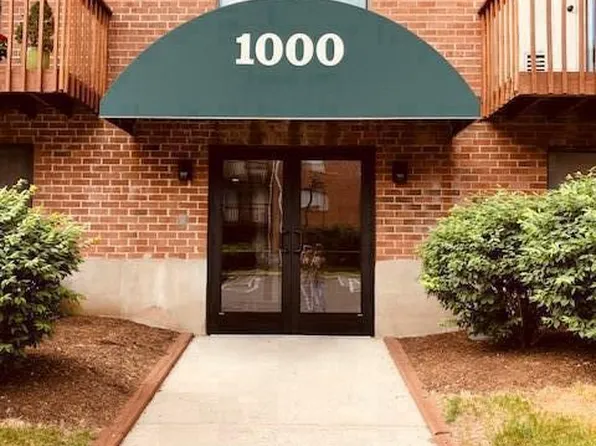 1325 Harbor View Dr, Rocky Hill, CT 06067