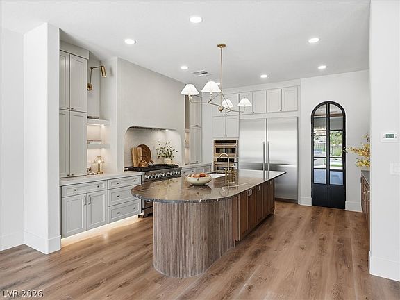2nd image of 11321 Golden Chestnut Pl