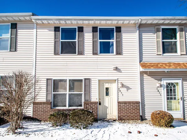 3853 W Palmyra Ct, Peoria, IL 61604