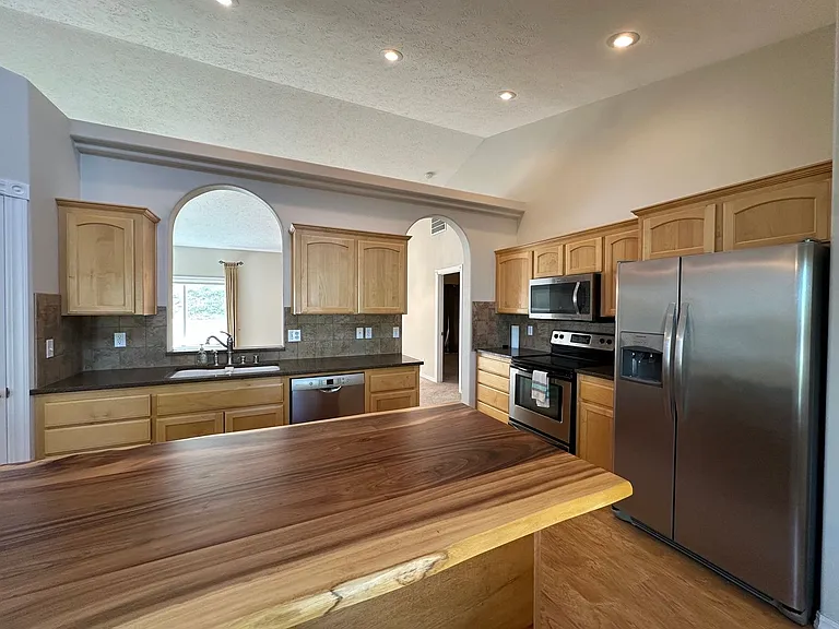 12405 E Aunnic Ln — Photo 5